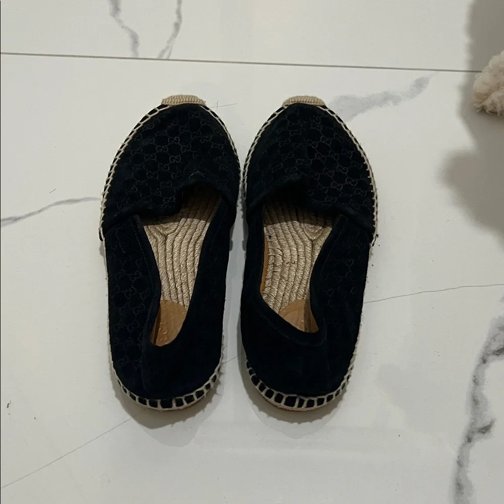 🚨SEND OFFERS🚨 Gucci Black Canvas Espadrilles